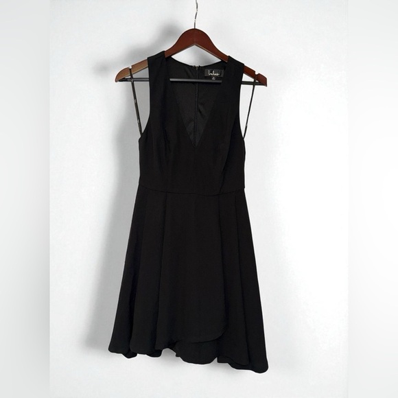 LIKE NEW! Lulus |Seeing Chic Black Skater Dress | small - Picture 2 of 6